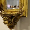 Vergoldeter Wandspiegel im Rokoko-Stil mit Putti und Regalhalterung, 1970