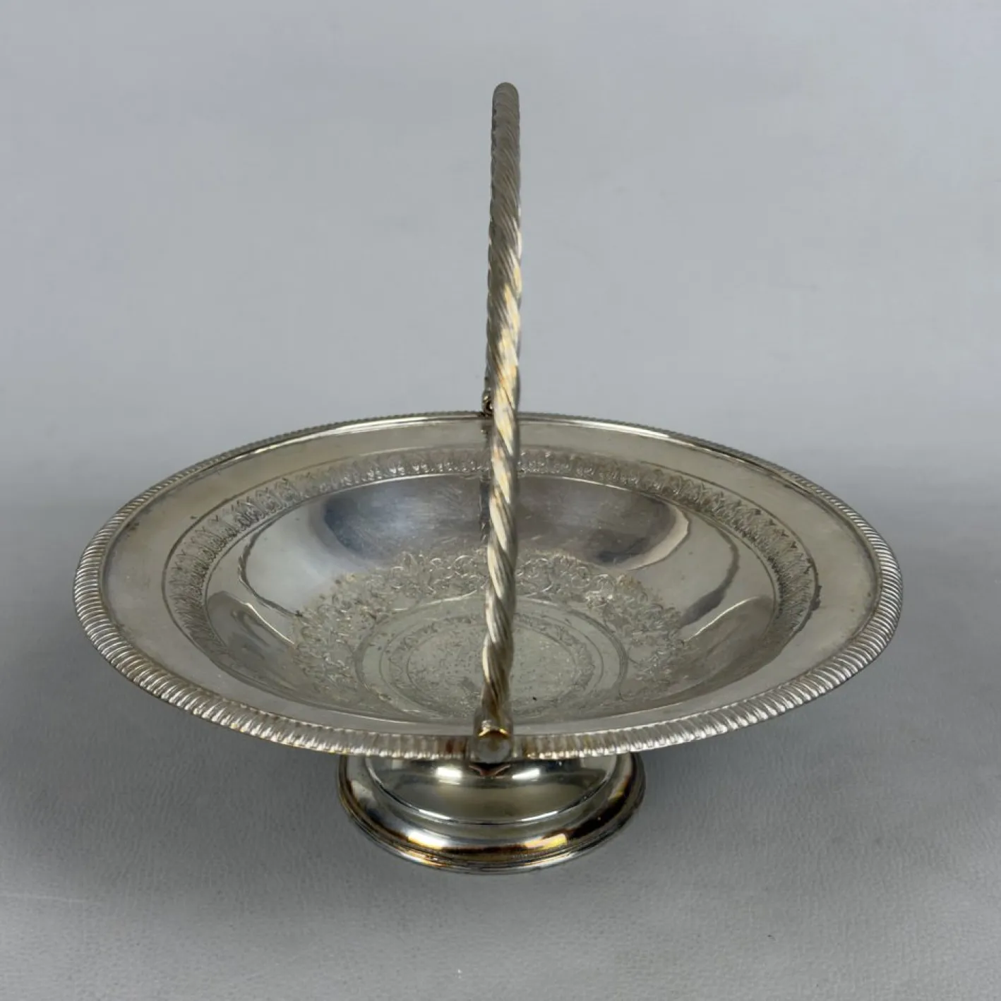 Versilberter Korb, 1800er