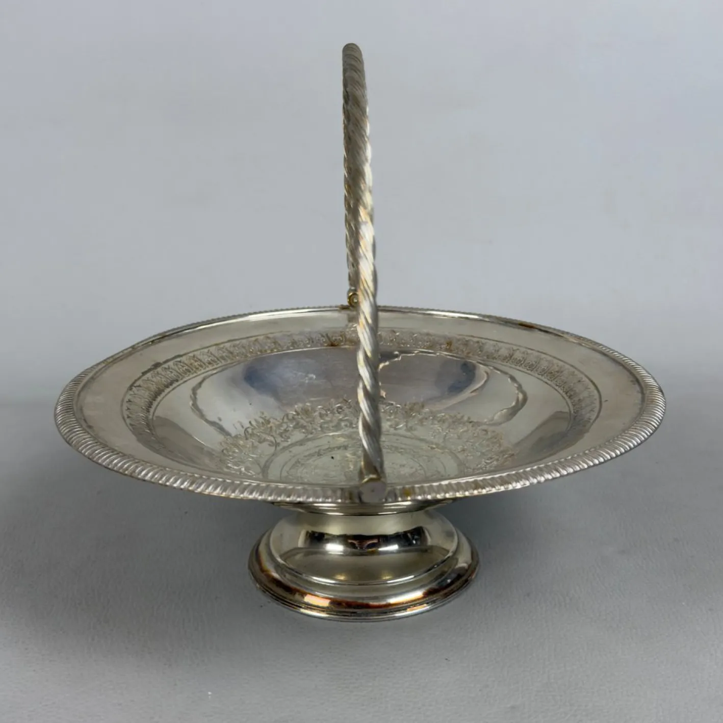 Versilberter Korb, 1800er