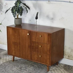 Vina Sideboard von Pastform Furniture