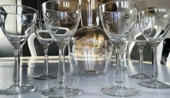 Vintage Bohemia Gravierte Glaskaraffe & Gläser, 1950er, 8 . Set