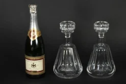 Vintage Harcourt Talleyrand Kristallglas Dekanter Baccarat zugeschrieben, 1950er, 2er Set