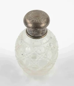 Vintage Jugendstil Liberty Parfümflasche aus Glas und Silberkappe, 1910er