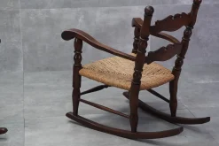 Vintage Schaukelstühle mit Sitz aus Stroh, 1950er, 2er Set