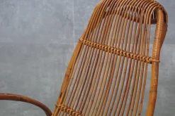Vintage Schaukelstuhl aus Korbgeflecht, 1950er