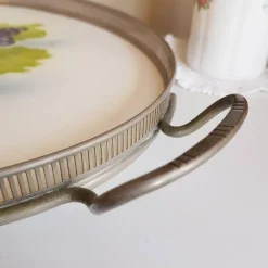 Vintage Serviertablett aus Metall