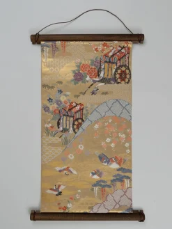 Zeremonieller japanischer Wandteppich aus Seide von Renaras
